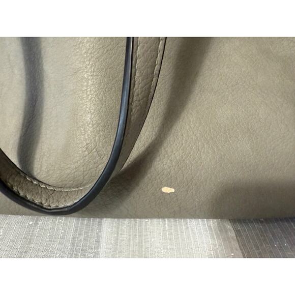 URBAN OUTFITTERS GRAY PURSE - Picture 7 of 7